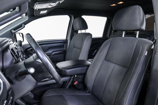 2019 Nissan Titan SV