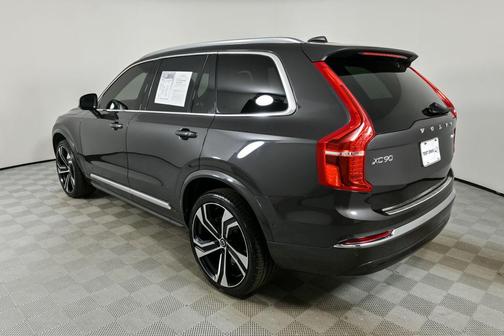 2024 Volvo XC90 B6 Ultimate Bright Theme 7-Seater