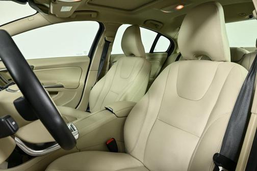 2015 Volvo S60 T5 Premier