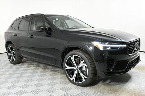 2025 Volvo XC60 Plug-In Hybrid T8 Ultra