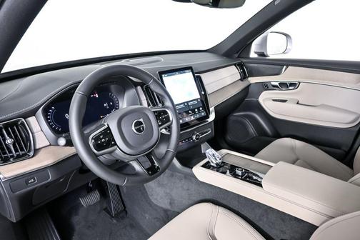 2026 Volvo XC90 Plus, B6 AWD Gas (mild hybrid), Gasoline, Bright, 7 Seats