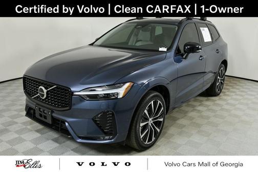 2023 Volvo XC60 B5 Plus Dark Theme