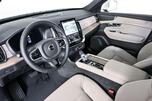 2026 Volvo XC90 Plus, B6 AWD Gas (mild hybrid), Gasoline, Bright, 7 Seats