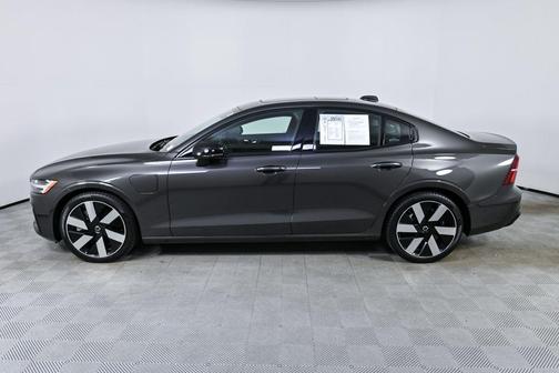 2025 Volvo S60 Plug-In Hybrid T8 Ultra