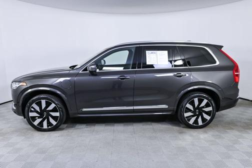 2024 Volvo XC90 Recharge Plug-In Hybrid T8 Ultimate Bright Theme 7-Seater