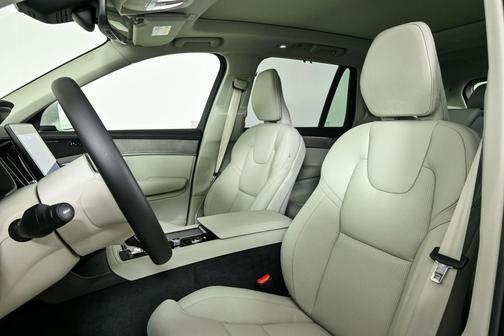 2026 Volvo XC90 B6 Ultra 7-Seater