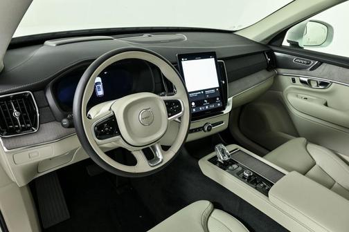 2026 Volvo XC90 B6 Ultra 7-Seater