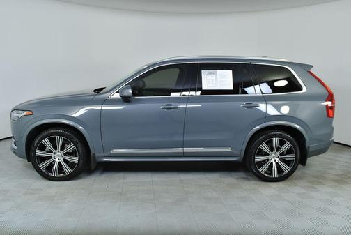 2022 Volvo XC90 T6 Inscription
