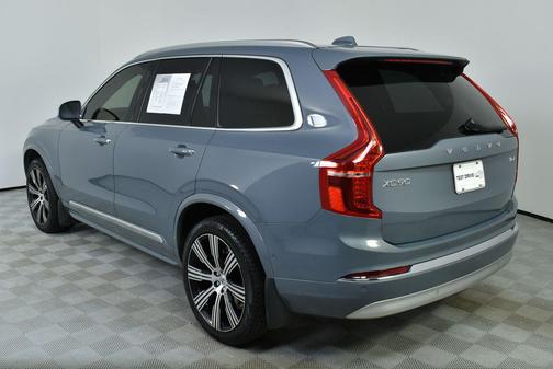 2022 Volvo XC90 T6 Inscription