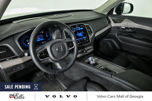 2023 Volvo XC90 Recharge Plug-In Hybrid T8 Ultimate Dark Theme 7-Seater