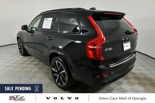 2023 Volvo XC90 Recharge Plug-In Hybrid T8 Ultimate Dark Theme 7-Seater