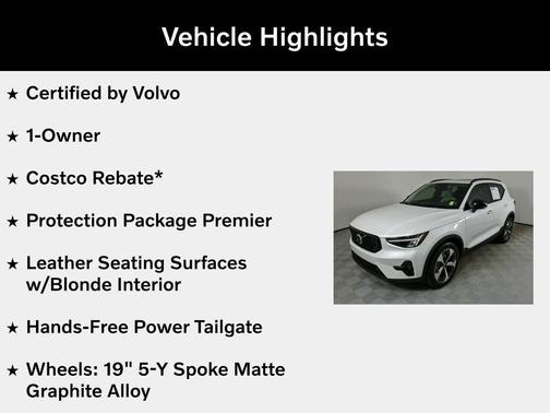 2023 Volvo XC40 B4 Plus Dark Theme
