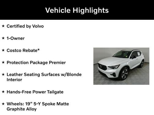 2023 Volvo XC40 B4 Plus Dark Theme