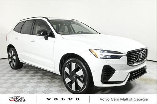 2025 Volvo XC60 Plug-In Hybrid T8 Plus