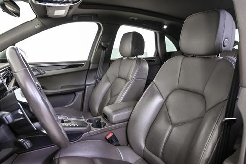 2019 Porsche Macan S