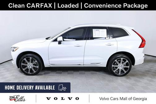 Crystal White Metallic 2018 Volvo XC60 T6 Inscription