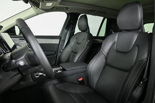 2026 Volvo XC90 B6 Ultra 7-Seater