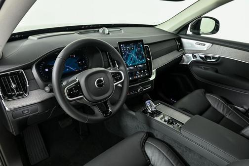 2026 Volvo XC90 B6 Ultra 7-Seater