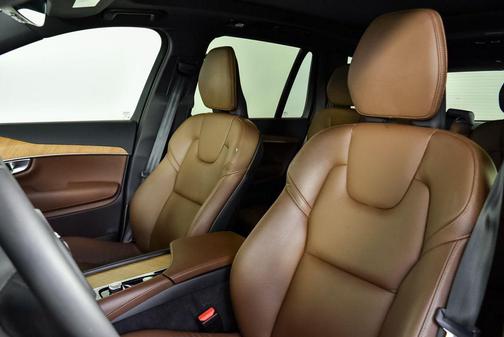 2024 Volvo XC90 Recharge Plug-In Hybrid T8 Plus Bright Theme 7-Seater