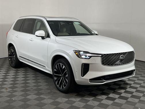 2026 Volvo XC90 B6 Plus 7-Seater