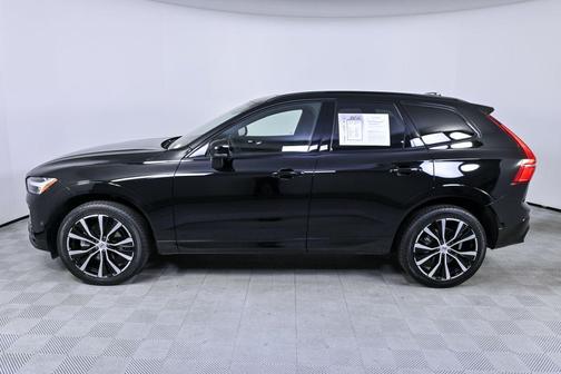 2025 Volvo XC60 B5 Plus