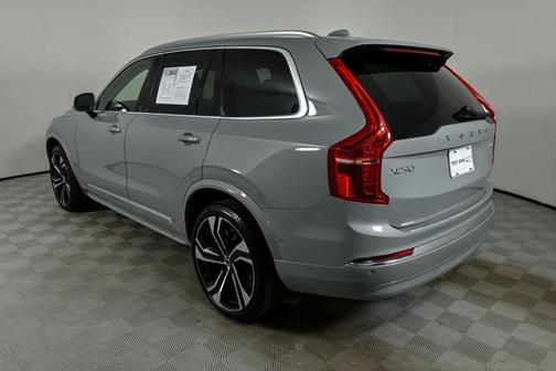 2024 Volvo XC90 B6 Ultimate Bright Theme 7-Seater