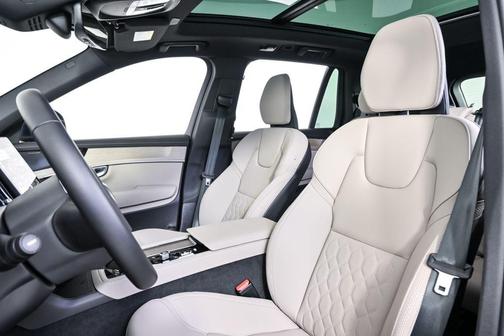 2026 Volvo XC90 Plus, B6 AWD Gas (mild hybrid), Gasoline, Bright, 7 Seats