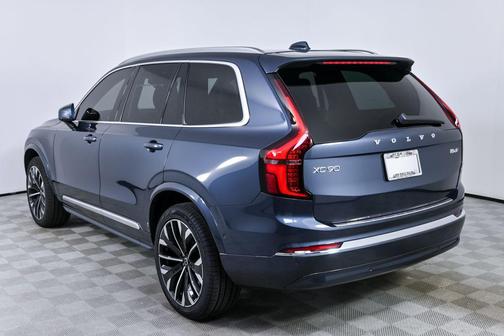 2026 Volvo XC90 Plus, B6 AWD Gas (mild hybrid), Gasoline, Bright, 7 Seats