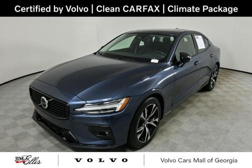 2024 Volvo S60 B5 Plus Dark Theme