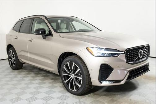 2025 Volvo XC60 Plus