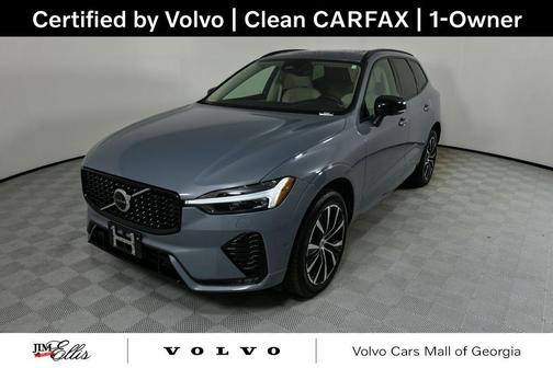 2024 Volvo XC60 B5 Plus Dark Theme
