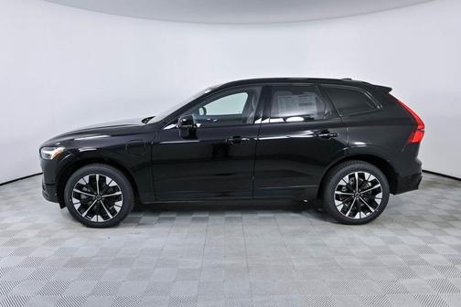 Onyx Black Metallic 2026 Volvo XC60 Plug-In Hybrid Plus, T8 AWD Electric/Gasoline, Dark