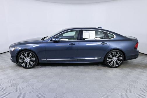Denim Blue Metallic 2022 Volvo S90 B6 Inscription