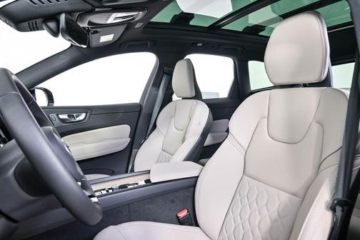 Forest Lake 2026 Volvo XC60 B5 Plus