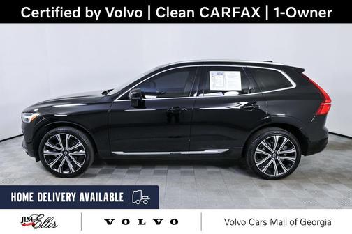 Onyx Black Metallic 2023 Volvo XC60 B5 Ultimate Bright Theme