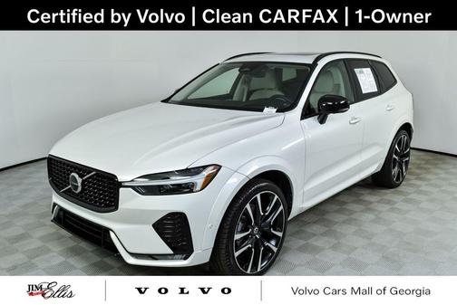 2023 Volvo XC60 B5 Ultimate Dark Theme