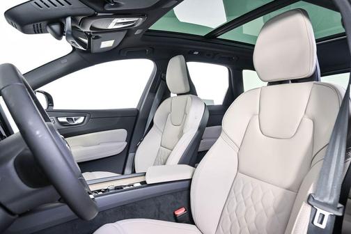 Forest Lake 2026 Volvo XC60 B5 Plus