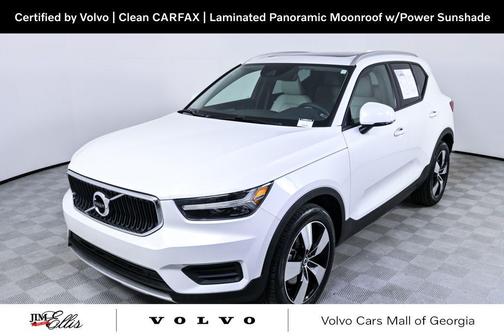 2022 Volvo XC40 T5 Momentum