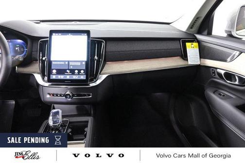 2025 Volvo XC90 Plug-In Hybrid T8 Plus 7-Seater