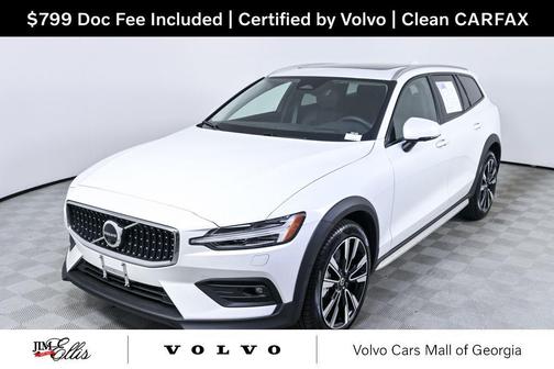 Crystal White Pearl 2025 Volvo V60 Cross Country Ultra, B5 AWD Gas (mild hybrid)