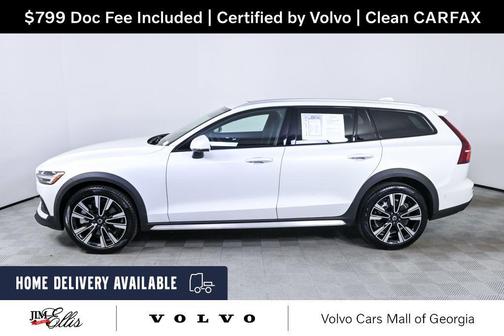 Crystal White Pearl 2025 Volvo V60 Cross Country Ultra, B5 AWD Gas (mild hybrid)