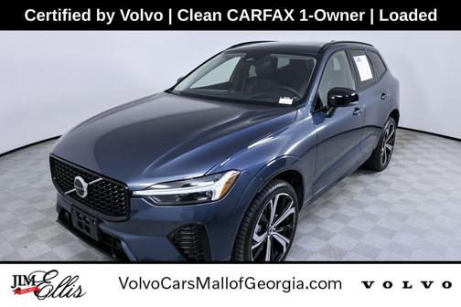2023 Volvo XC60 B5 Ultimate Dark Theme