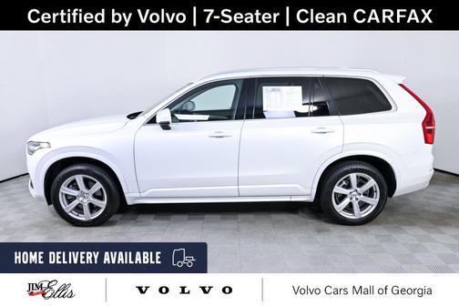 Crystal White Metallic 2023 Volvo XC90 B5 Core