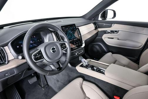 2026 Volvo XC90 Ultra Dark Theme, B6 AWD Gas (mild hybrid), Gasoline, 7 Seats