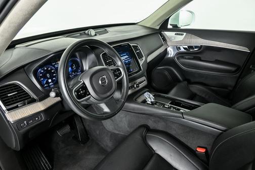 2021 Volvo XC90 Recharge Plug-In Hybrid T8 Inscription 6 Passenger