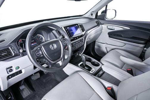 Blue 2017 Honda Pilot EX-L