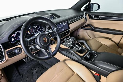 2021 Porsche Cayenne GTS
