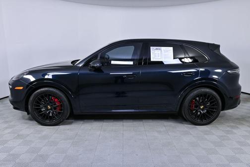 2021 Porsche Cayenne GTS