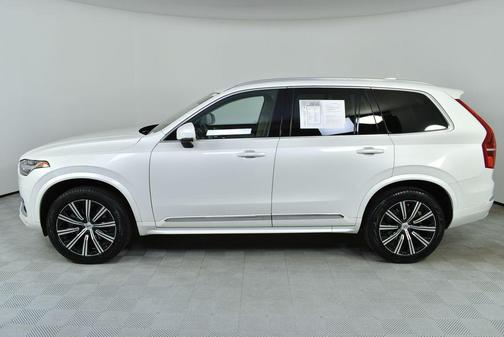 2024 Volvo XC90 B5 Core Bright Theme
