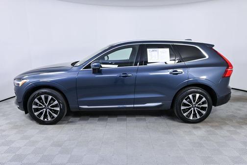 Denim Blue Metallic 2023 Volvo XC60 B5 Plus Bright Theme